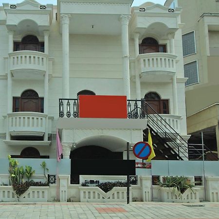 Oyo 37916 Paradise Stay Inn Business Hotel Bangalore Exterior foto